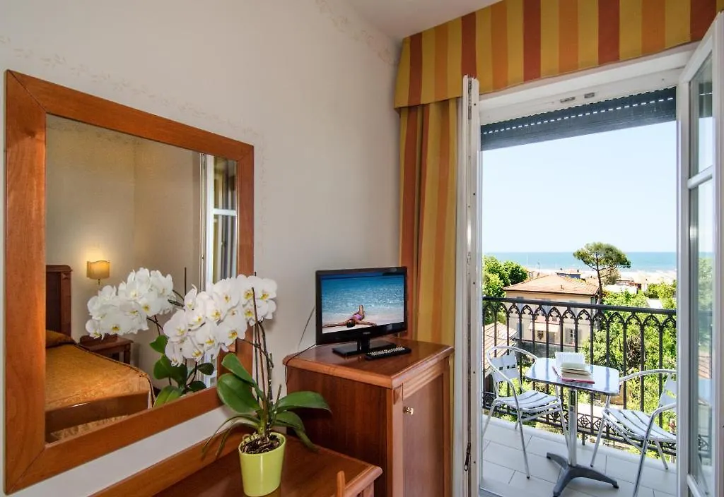 Hotel Villa Ombrosa Marina di Pietrasanta Italia